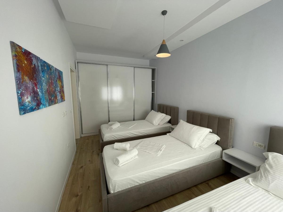 Seabreeze Lungomare Vlorë Buitenkant foto
